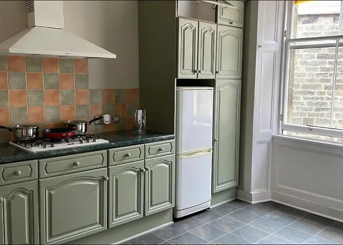 Montgomery Street Apartment
